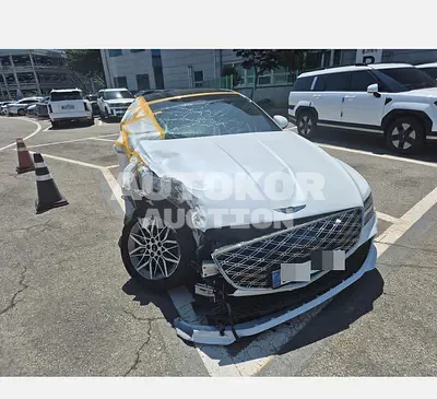 2024, Genesis / G80, 30000 км., gas, 2500 куб.см.