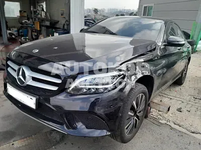 2020, Mercedes-Benz / C 200, VIN: WDDWF8AB8LR563326, gas