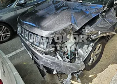 2019, Jeep / Compass, VIN: 3C4NJDCB1KT592408, gas