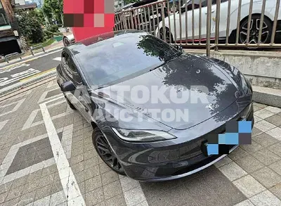 2024, Tesla / Model 3, VIN: LRW3E7EK0RC182334, 20573 км., electric