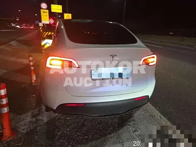 2024, Tesla / Model Y, 20000 км., electric