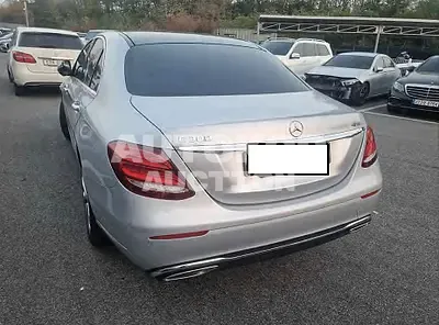 2017, Mercedes-Benz / E 300, VIN: WDDZF4KB1HA179799, 54346 км., gas