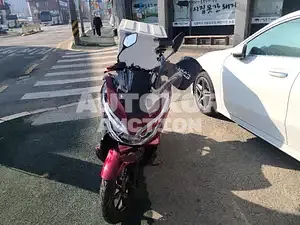 2020, BMW / 125, 111 км., gas, 125 куб.см.