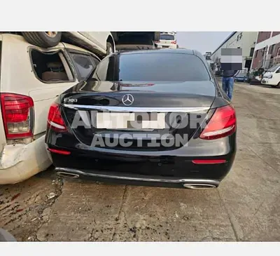 2017, Mercedes-Benz / E 300, 21759 км., gas