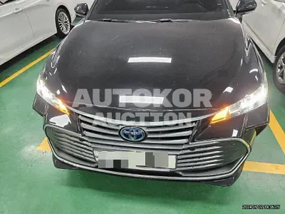 2018, Toyota / Avalon, 120869 км., hybrid