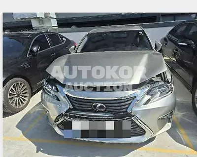 2018, Lexus / ES 300, 48542 км., hybrid, 2494 куб.см.