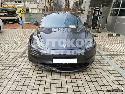 2024, Tesla / Model 3, VIN: LRW3E7EK4RC250917, 3385 км., electric