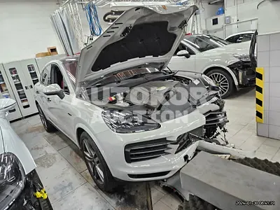 2022, Porsche / Cayenne, VIN: WP1BE29Y7NDA72343, 18628 км., hybrid