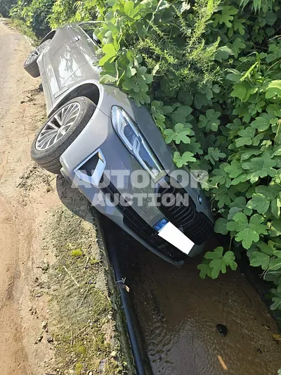 2022, BMW / 520, VIN: WBA11BH0XNWX60438, gas