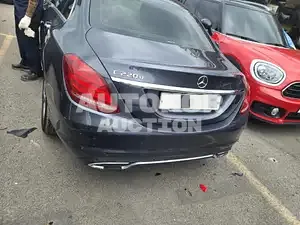 2016, Mercedes-Benz / C 220, 139556 км., diesel, 2143 куб.см.