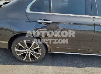 2021, Mercedes-Benz / E 300, VIN: W1KZF5EB9MA959657, 13871 км., hybrid