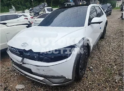 2024, Hyundai / ionic 5, VIN: KMHKR81EFRU245466, 36044 км., electric