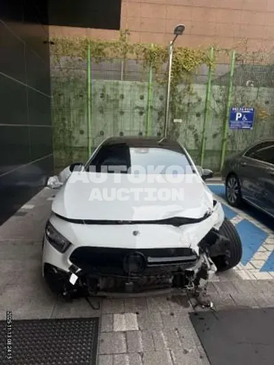 2022, Mercedes-Benz / a35 amg, 29096 км., gas