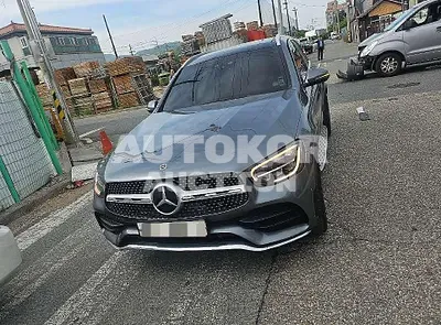 2020, Mercedes-Benz / glc300, 66134 км., gas, 1991 куб.см.