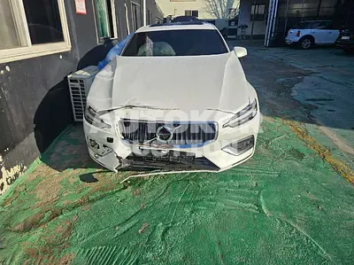 2021, Volvo / S60, 73000 км., hybrid