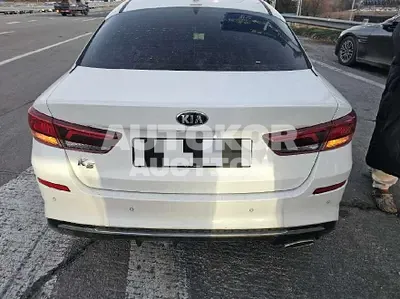 2019, BMW / B5, 100000 км., gas, 1999 куб.см.