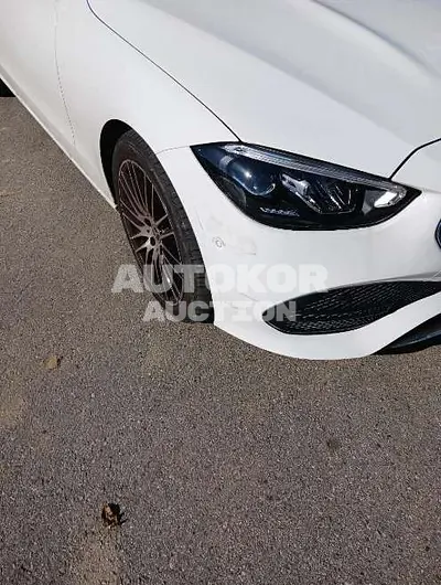 2024, Mercedes-Benz / C 300, unknown