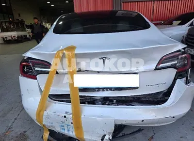2022, Tesla / Model 3, 52364 км., electric
