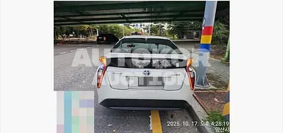 2017, Toyota / Prius, 153526 км., hybrid, 1798 куб.см.