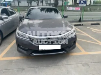 2017, Honda / Accord, VIN: 1HGCR2680HA515482, 62819 км., gas