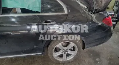 2018, Mercedes-Benz / E 220, VIN: WDDZF0FB5JA461839, 104000 км., diesel