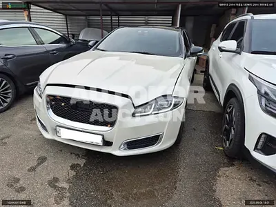 2019, Jaguar / XJ, VIN: SAJAA22P1KNW21665, 54450 км., diesel, 2993 куб.см.