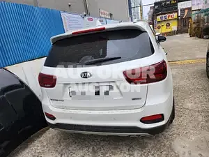 2019, Kia / Sorento, 73008 км., diesel
