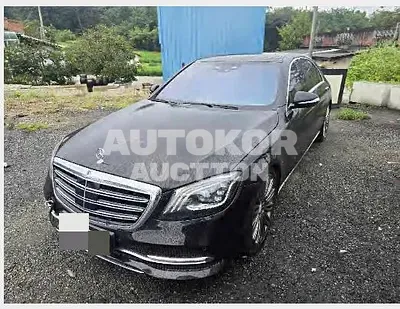 2019, Mercedes-Benz / S 560, 200003 км., gas, 3982 куб.см.