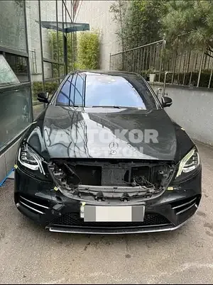 2018, Mercedes-Benz / S 560, VIN: WDDUG8GB4JA347853, 120000 км., gas