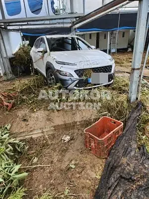 2023, Hyundai / Kona, 30000 км., hybrid