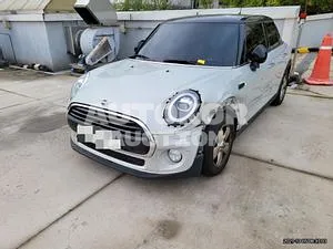 2018, MINI / Cooper, VIN: WMWXU1103K2H34324, 46313 км., gas