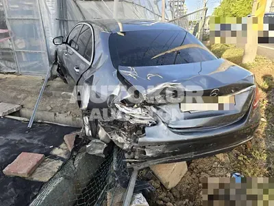 2017, Mercedes-Benz / e220, 99388 км., diesel
