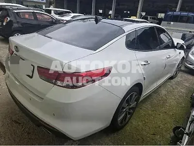 2017, BMW / B5, 106369 км., gas, 1999 куб.см.