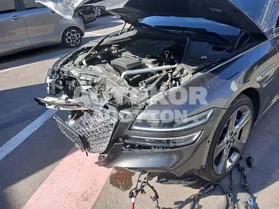 2022, Genesis / G80, 101785 км., gas, 2500 куб.см.