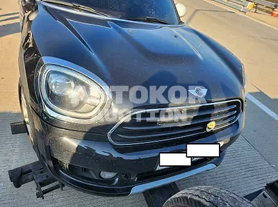 2017, MINI / Countryman, VIN: WMWYU1106H3B69056, diesel