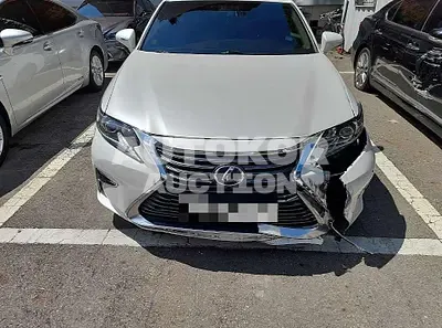 2017, Lexus / ES 300, 88825 км., hybrid, 2494 куб.см.