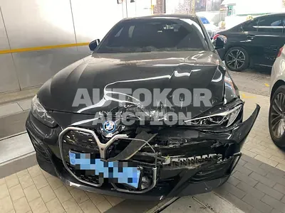 2022, BMW / i4, 55179 км., electric, 1999 куб.см.