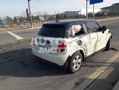 2019, MINI / Cooper, VIN: WMWXY3107KTF84986, diesel