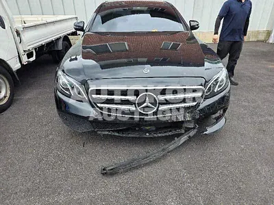2020, Mercedes-Benz / e250, VIN: W1KZF4FB1LA846194, 61742 км., gas, 1991 куб.см.