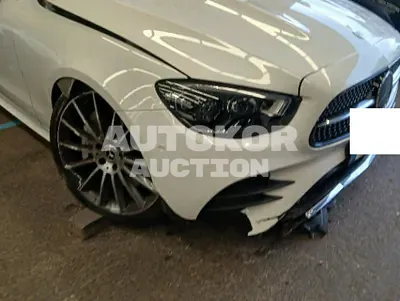 2022, Mercedes-Benz / e450, 3552 км., gas