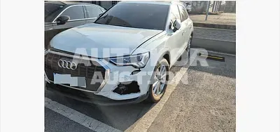 2025, Audi / Q3, 2122 км., gas, 1984 куб.см.