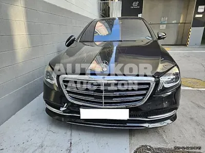 2020, Mercedes-Benz / s560, 64752 км., gas