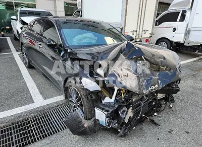 2023, Kia / K5, VIN: KNAG6412BPA235359, 16696 км., gas