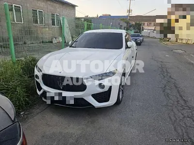 2019, Maserati / Levante, 137851 км., gas