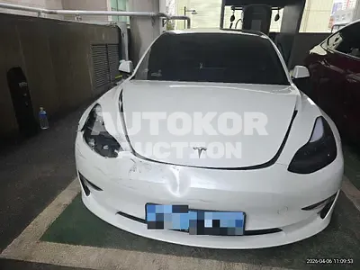 2022, Tesla / Model 3, VIN: 5YJ3E1EB1NF148956, 88163 км., electric