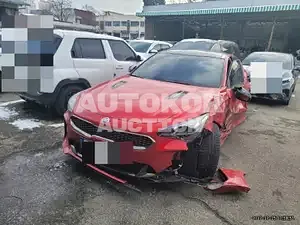 2019, Kia / Stinger, VIN: KNAE751CDKS061231, 69909 км., gas