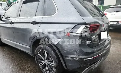 2020, Volkswagen / Tiguan, VIN: WVGZZZ5NZLW901004, diesel