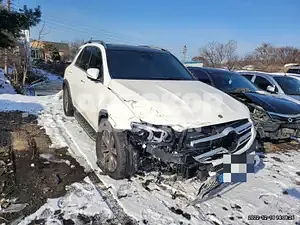 2022, Mercedes-Benz / GLE 300, 1242 км., diesel