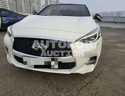 2018, Infiniti / Q30, gas, 1991 куб.см.
