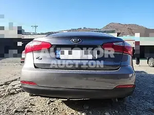 2015, BMW / Z1, VIN: KNAFK412BFA940251, 125000 км., gas, 1591 куб.см.